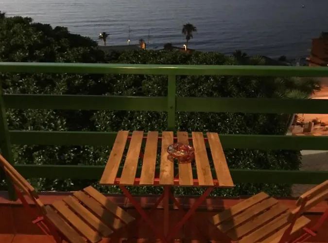 Sea View Relax And Surf Apartmán *