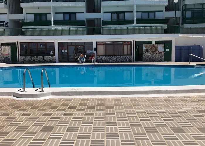 Sea View Relax And Surf דירה *